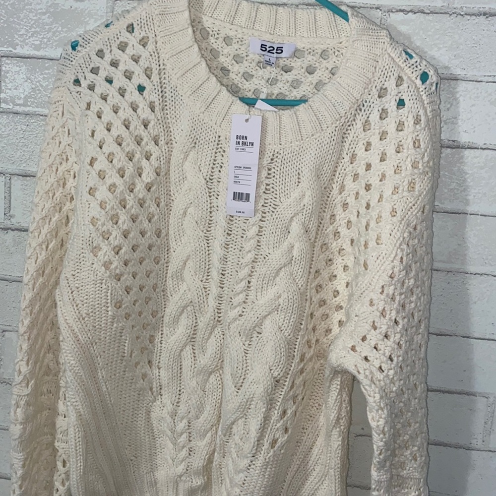 525 born in Brooklyn knitted sweater